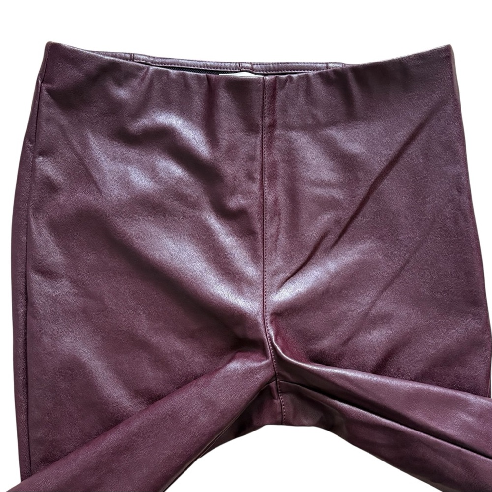 Aritzia Wilfred Roma Vegan Leather Oxblood Burgundy Flared Pants Sleek Size 4 - Picture 6 of 15